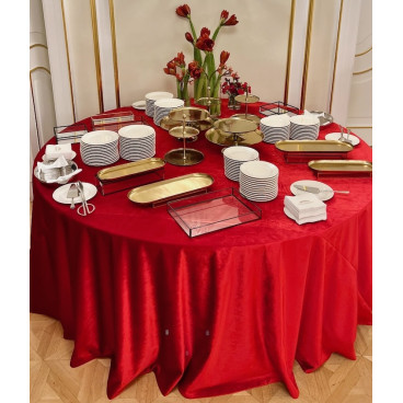 Round velvet tablecloth - red