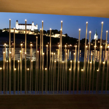 Light wall made of rods