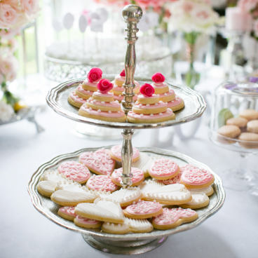 Nickel 2-tiered stand