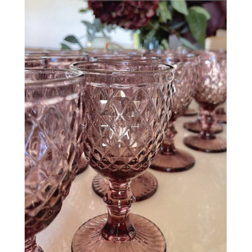 Wine glass - antique pink