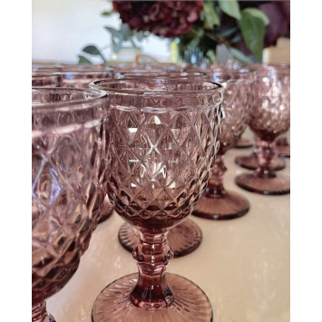 Wine glass - antique pink