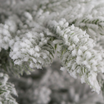 Christmas tree - snowy 240cm