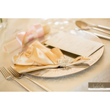 Golden champagne napkin
