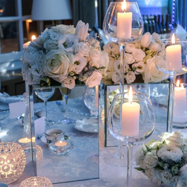 Podstavec zrkadlový 15x15x25cm