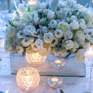 Square Mirror Pedestal