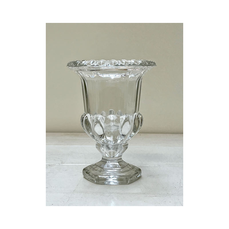 Vase on a foot mini 2