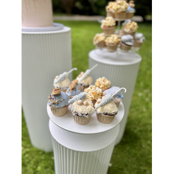 Ribbed pedestals - set