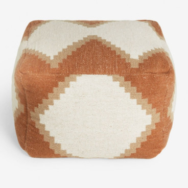 Geometric pouf