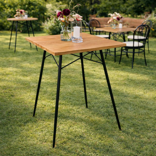 Stand by table (oak)